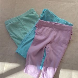 Set of 3 ruffled butt pants